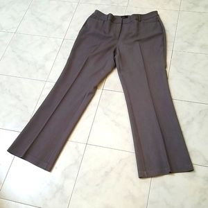 Woman's  Trousers